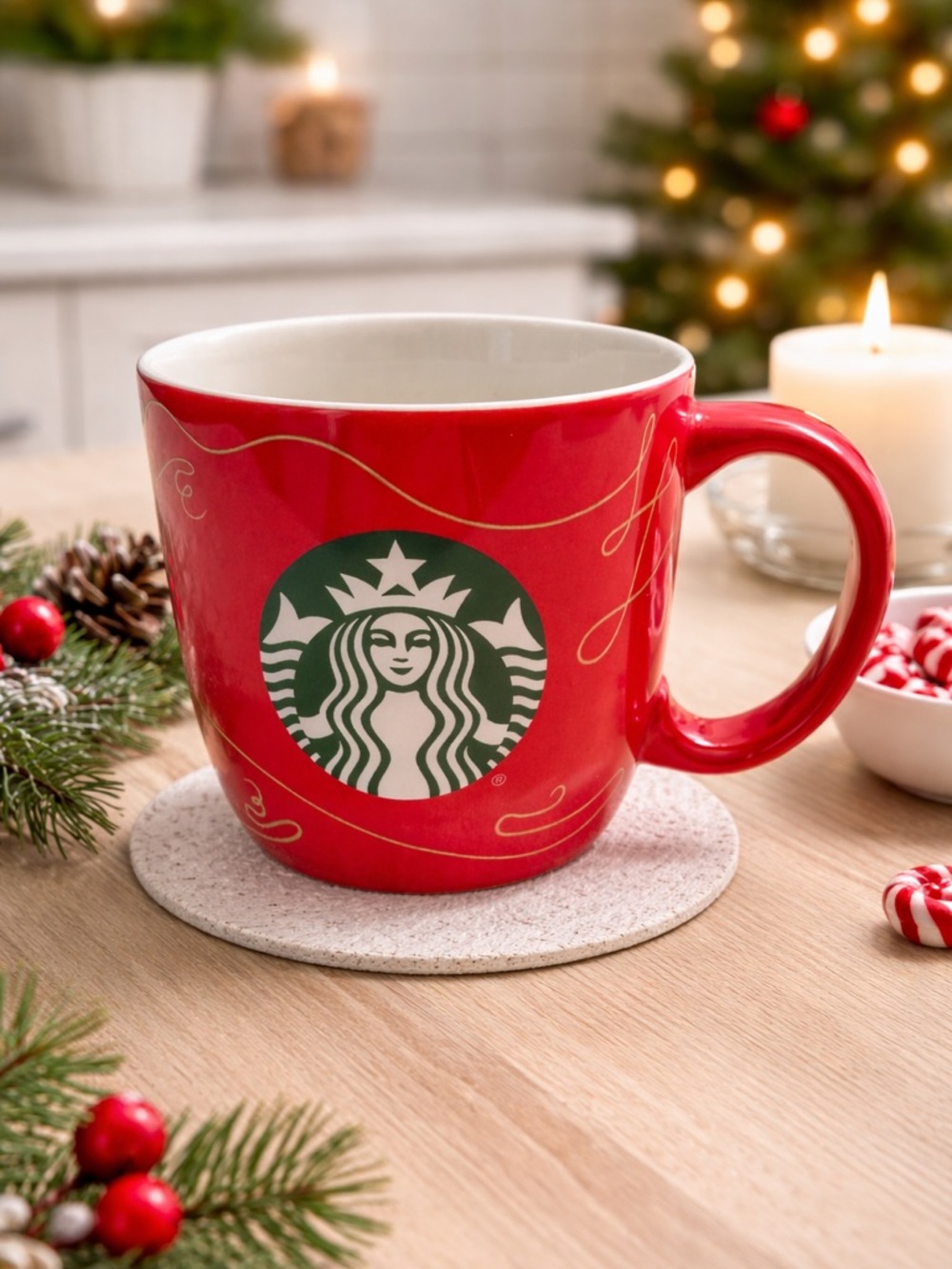 Starbucks Red with Gold 2020 Holiday Christmas Oversized Coffee Tea Mug 18 oz.